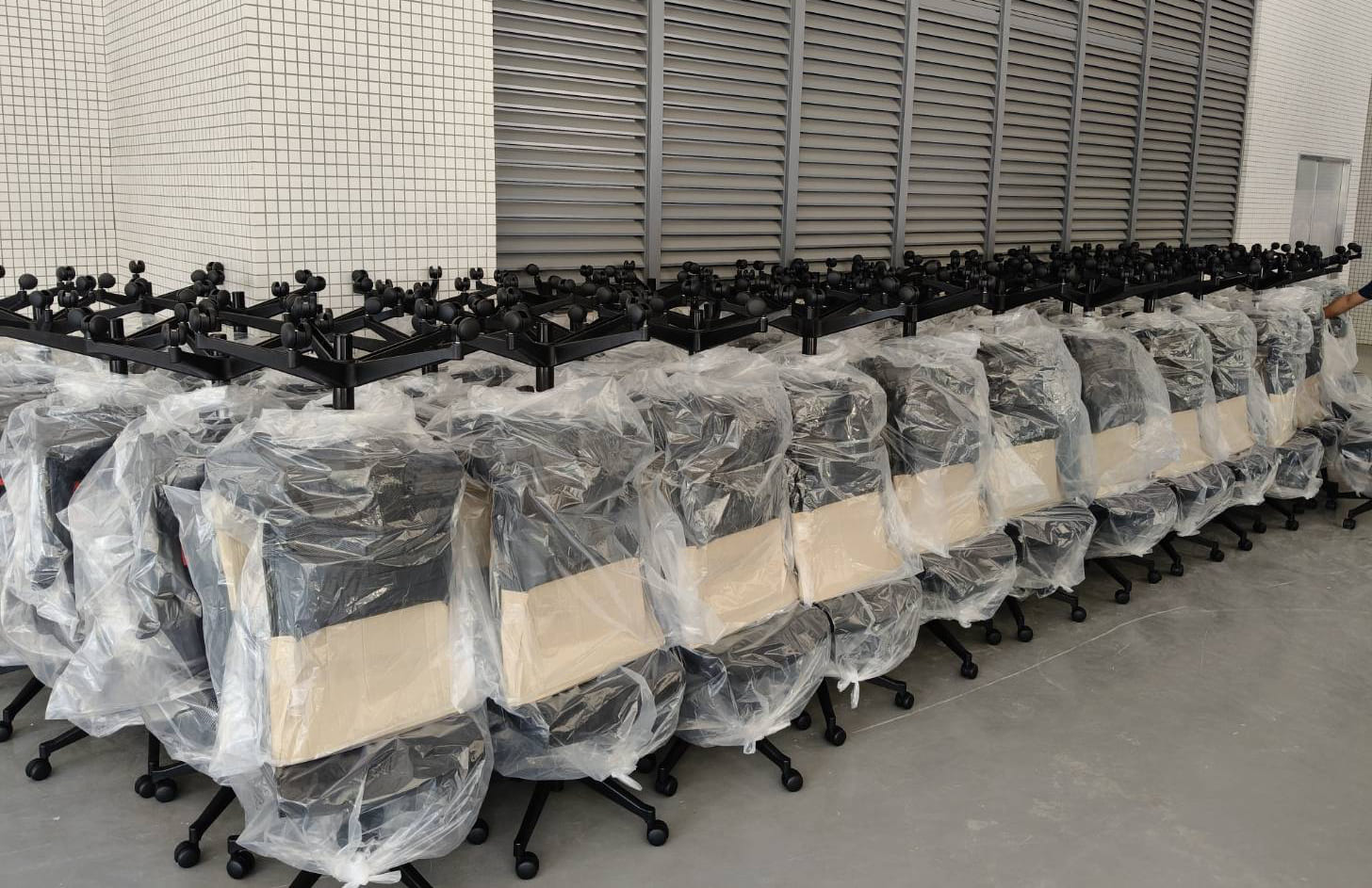 新竹科學園區採購 170 張辦公椅
