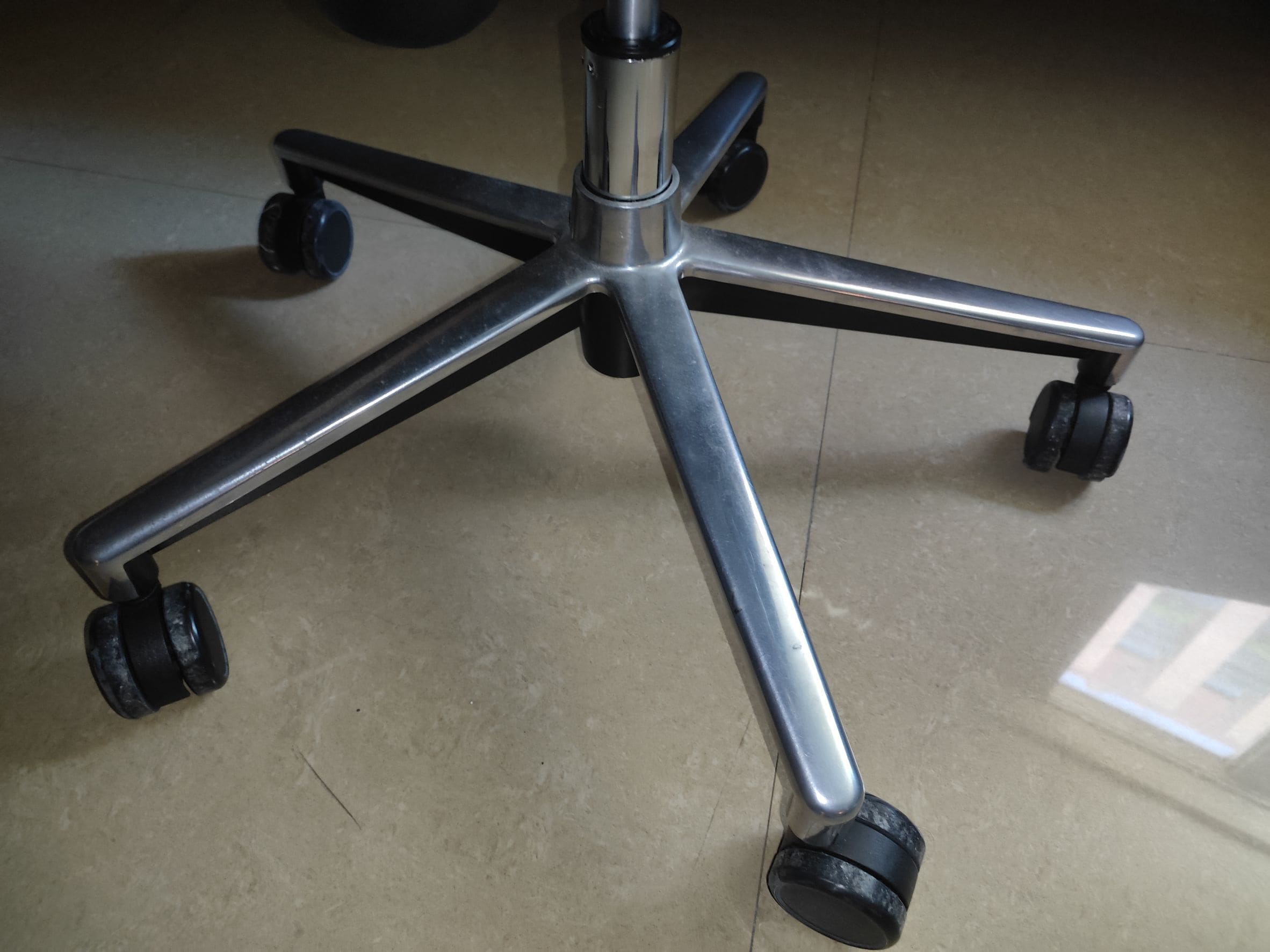 ENJOY人體工學椅維修