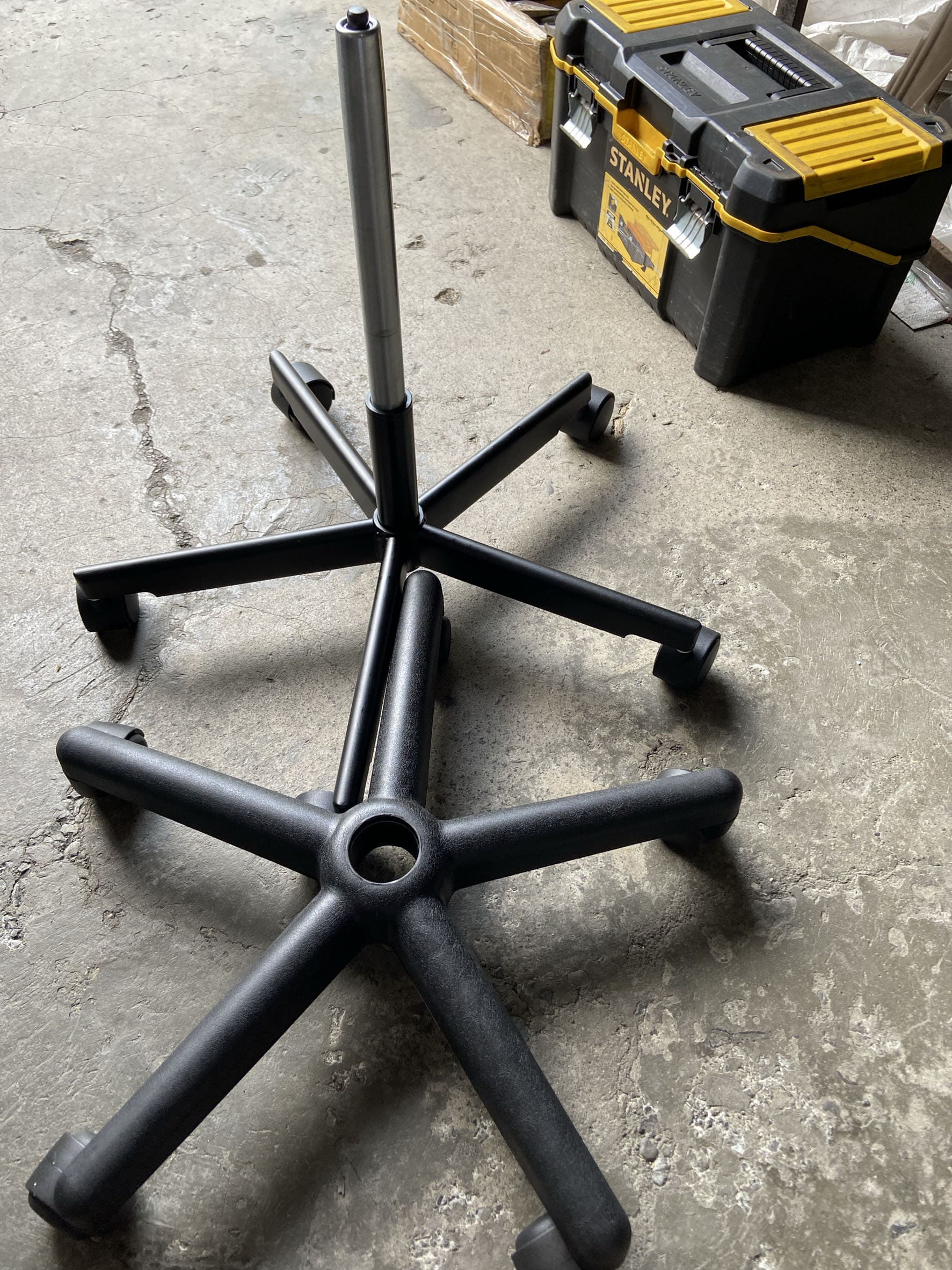 MUJI 工作椅太矮