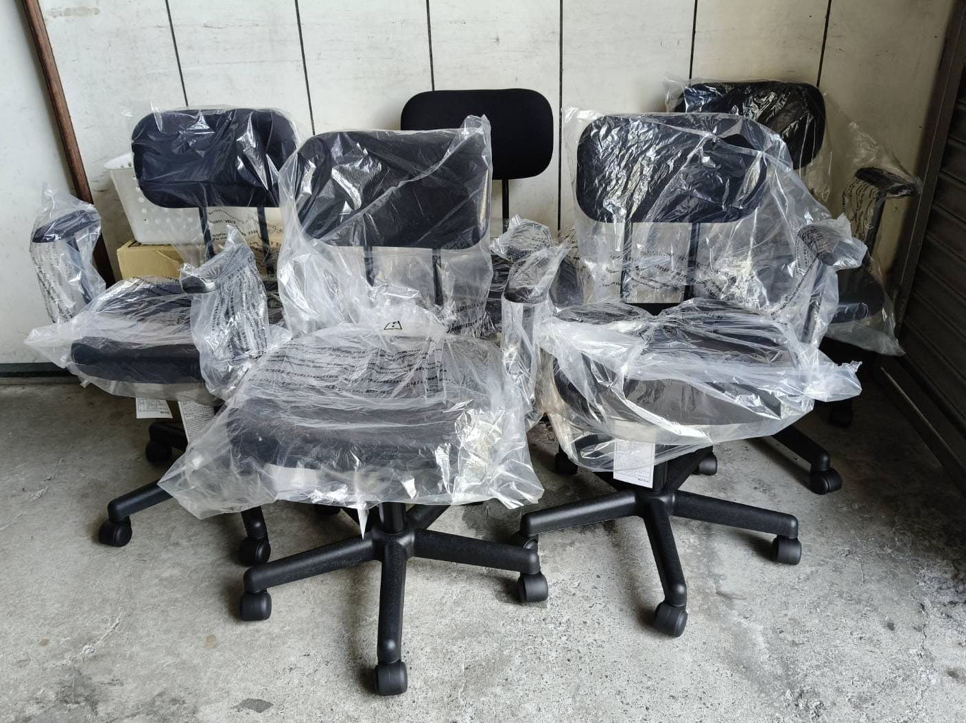 MUJI 工作椅太矮