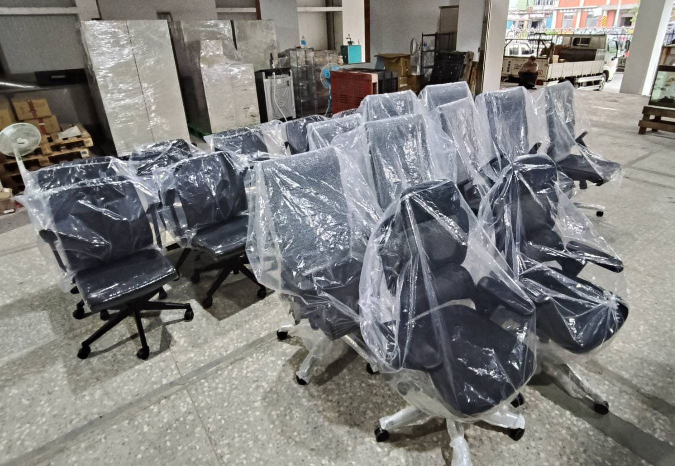 食品公司購入人體工學辦公椅，打造舒適職場環境