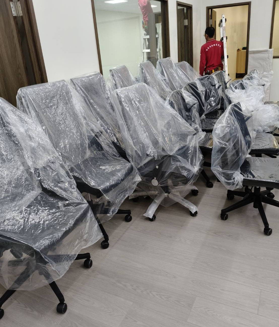 食品公司購入人體工學辦公椅