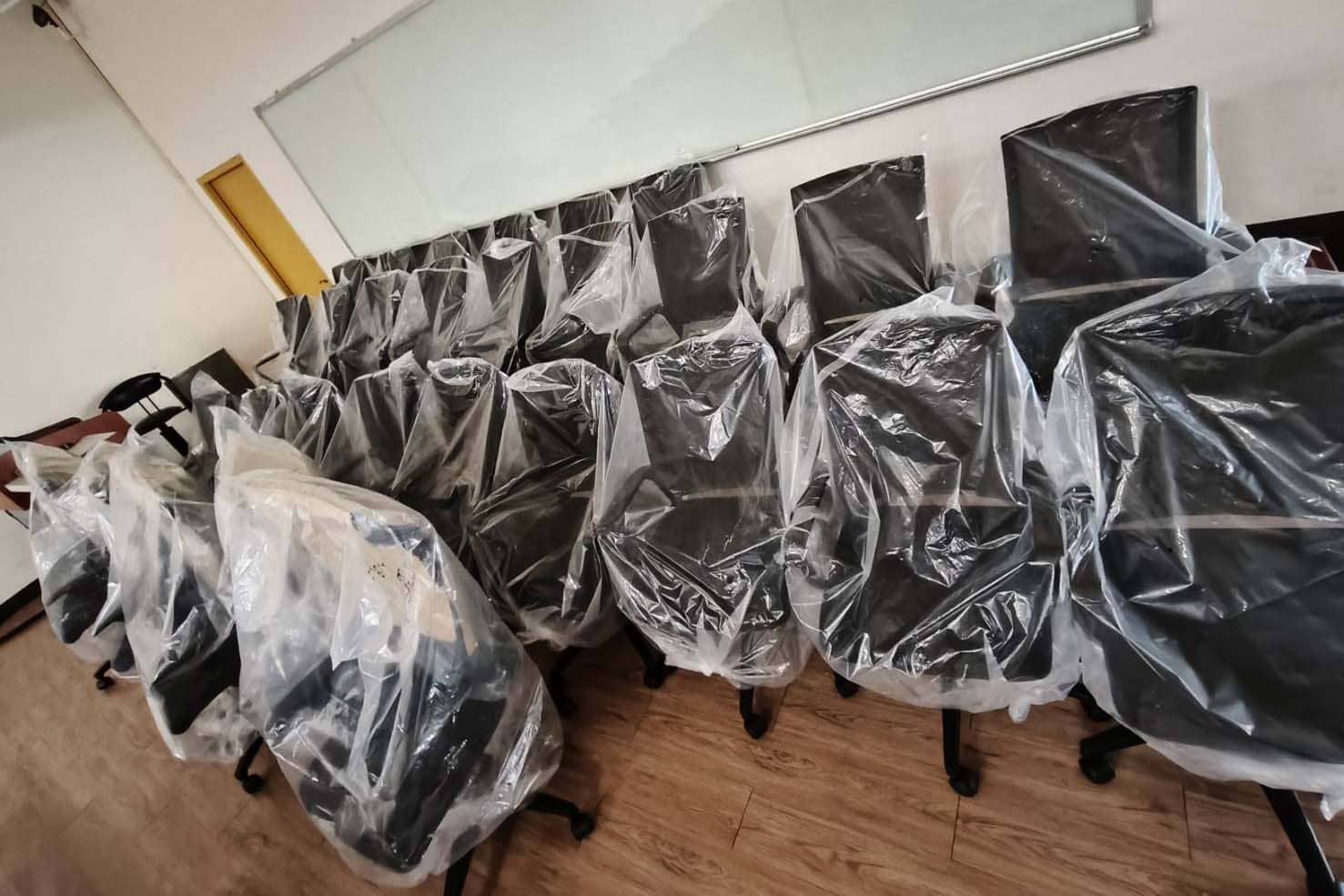 八十多張新椅進駐宿舍