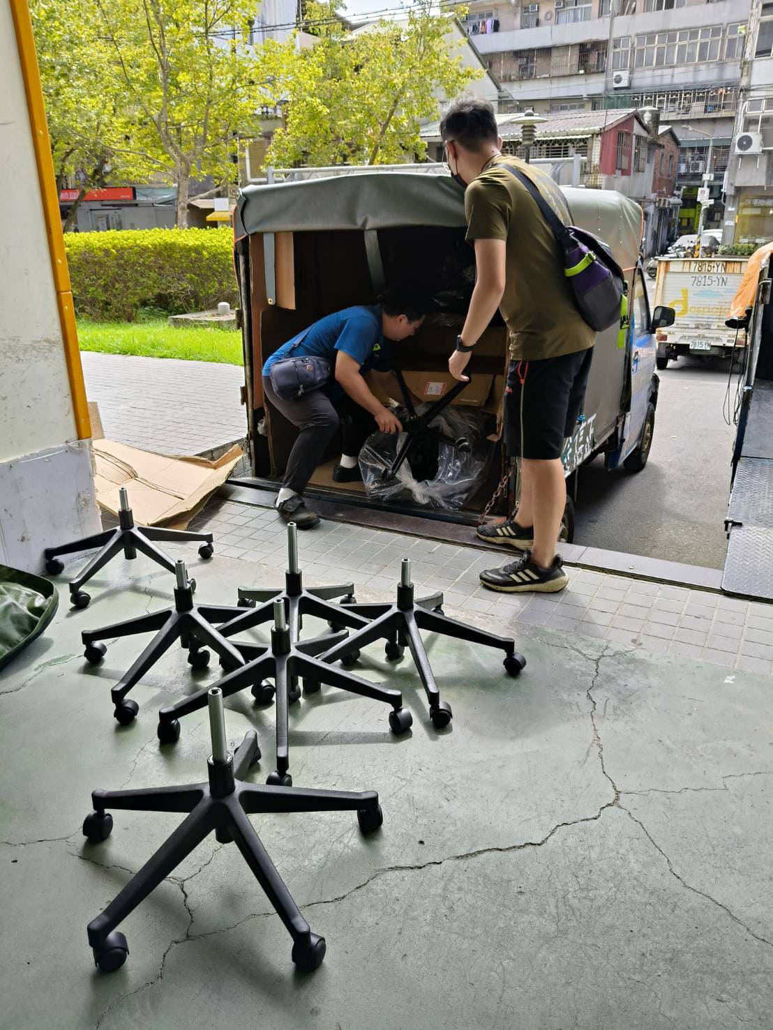 科技公司購入高級辦公椅 9012