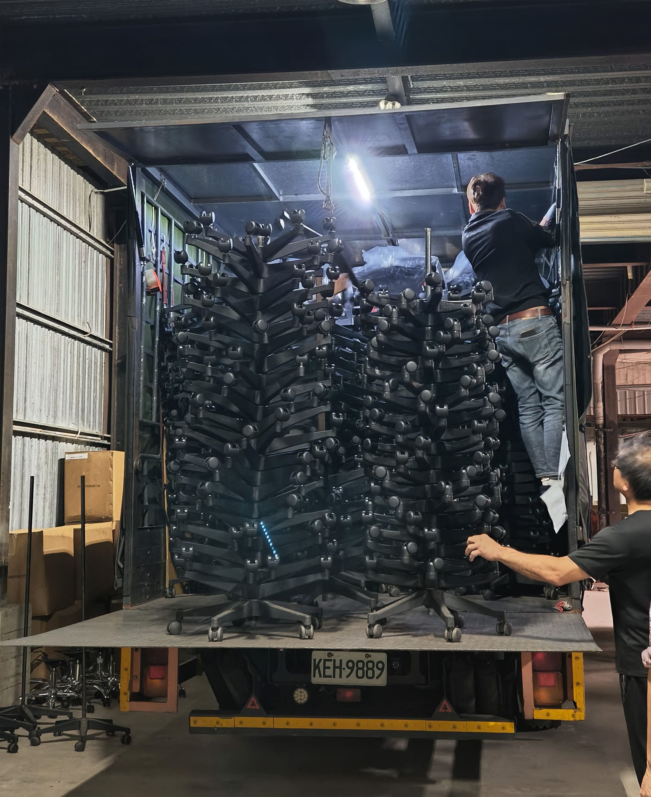 上百張招財貓 819 進駐遊憩公司！