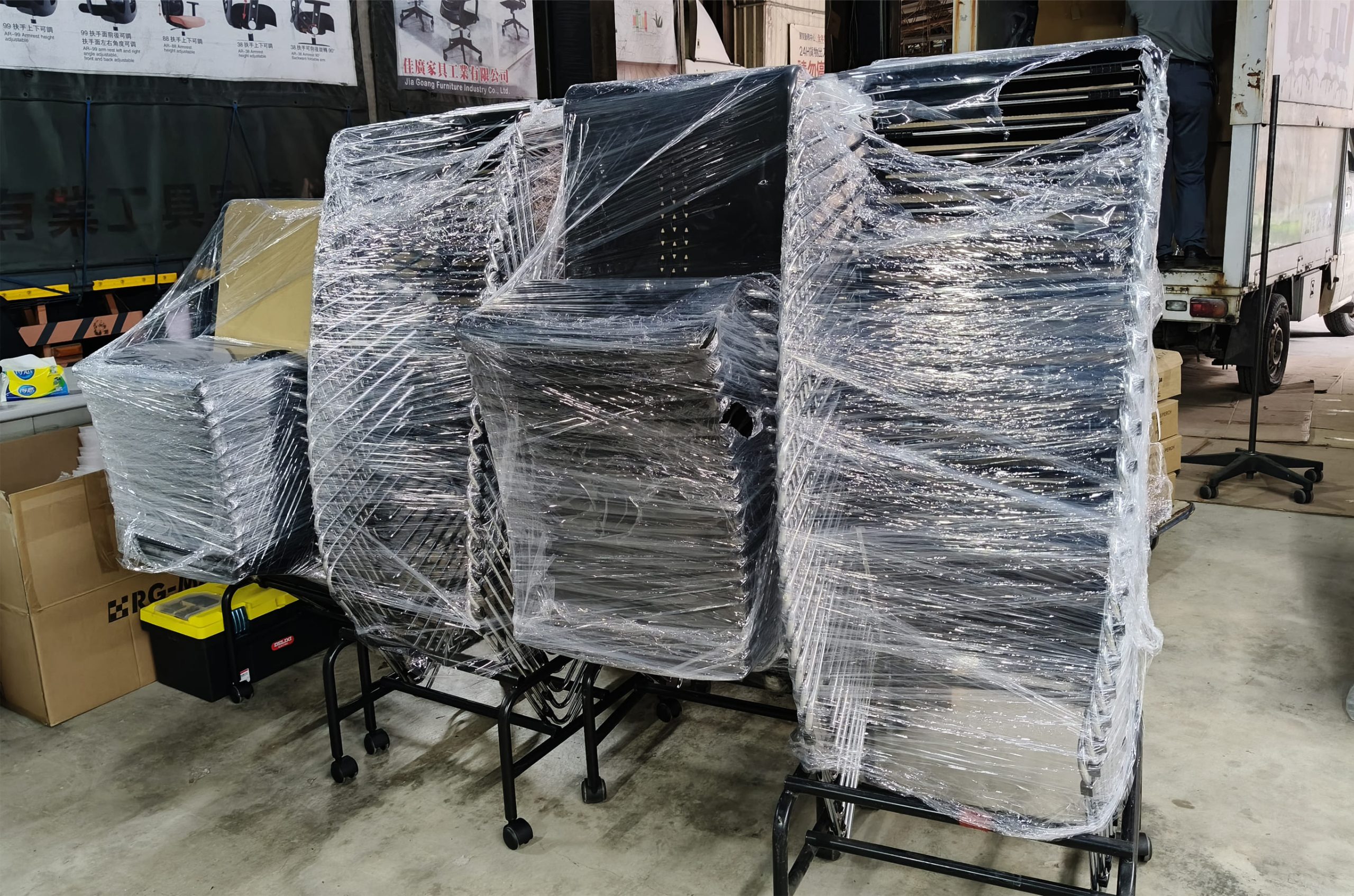 企業採購經濟洽談椅 1601，百張出貨案例